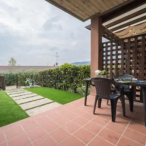Appartamento Gardappartamenti Balze Pool&tennis, Padenghe sul Garda