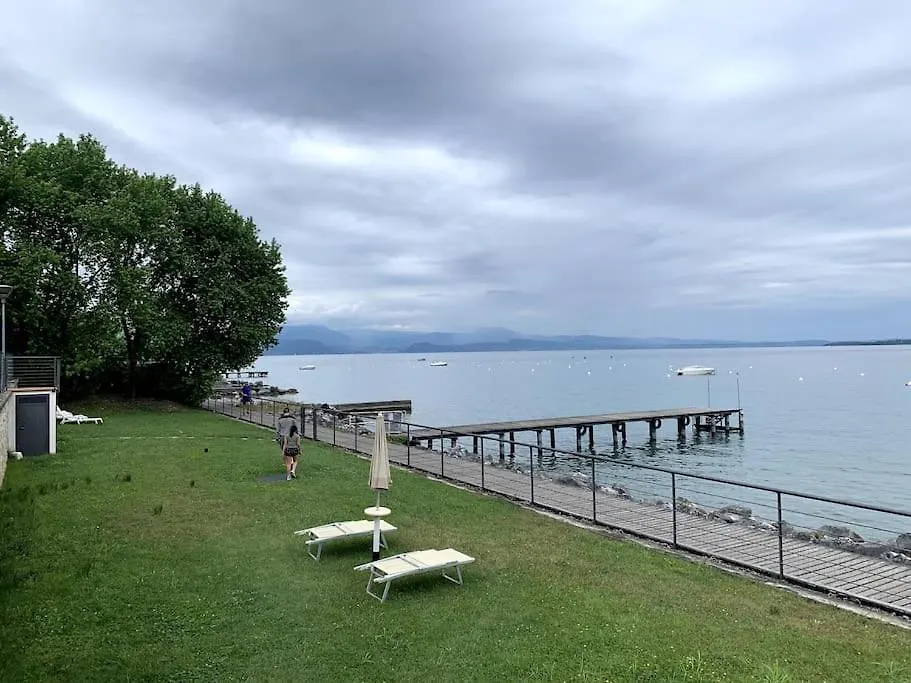 Lake View Apartment Padenghe sul Garda 0*,